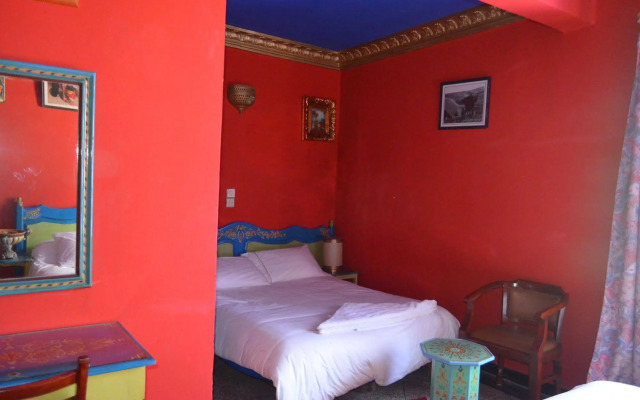 Hotel Sahara