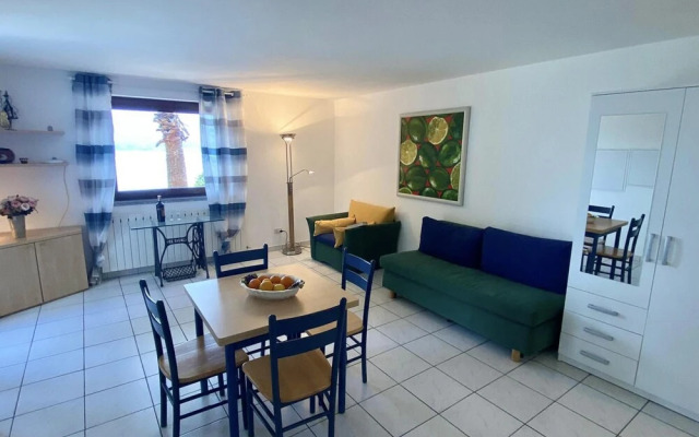 Diana Villa With Garden and Lake View in Oggebbio