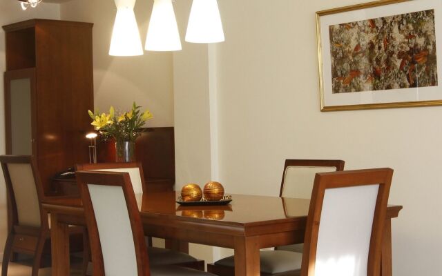 Alta Piazza Casa di Appartamenti