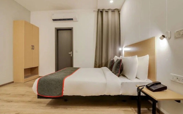 OYO Townhouse 281 Harsh Vihar Near M2K Cinemas Rohini