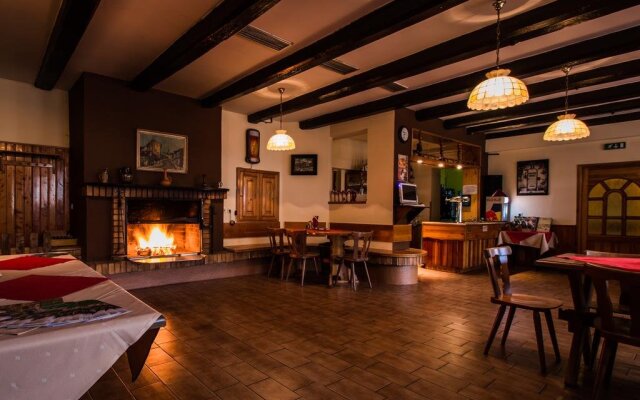 Hotel Aurum Černý Důl