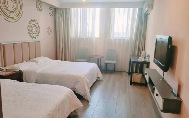 GreenTree Inn ZhenJiang Jurong New Bus Station Express Hotel