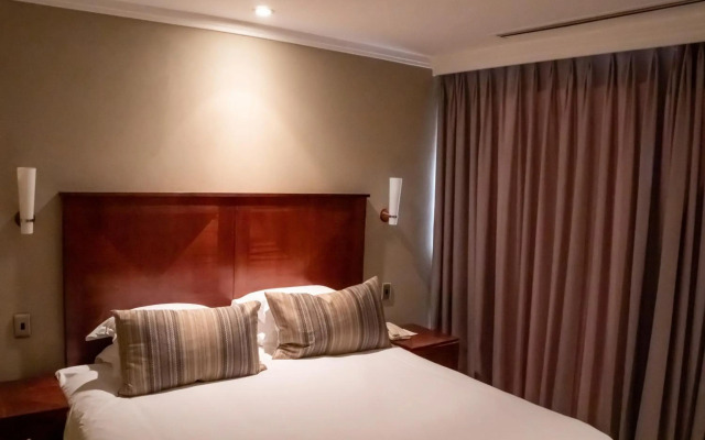 Raphael Penthouse Suites