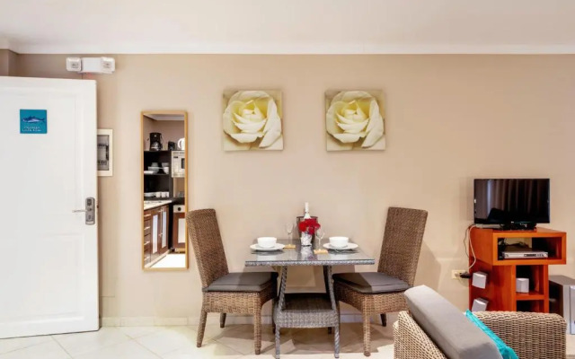 Luxury Studio Rough Scad at Den Laman