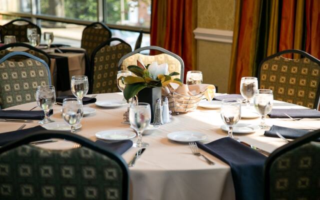 The University of Georgia Center for Continuing Education & Hotel