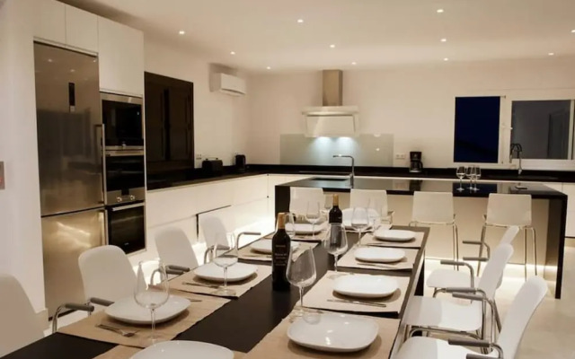 Luxury villa with heated pool
