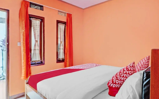 OYO 90454 Adinda Homestay Cibodas Lembang