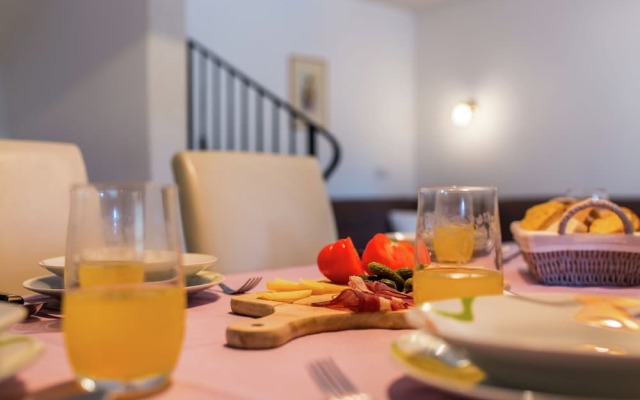 Stylish Villa in Milohnici With Private Terrace