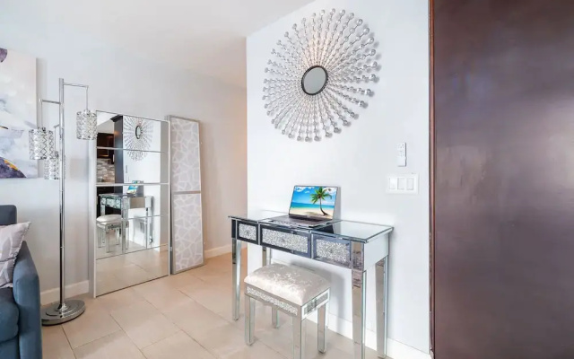 Luxury Oceanfront Condo With Private Beach Access