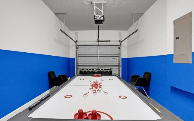 4784 Kings Castle Circle