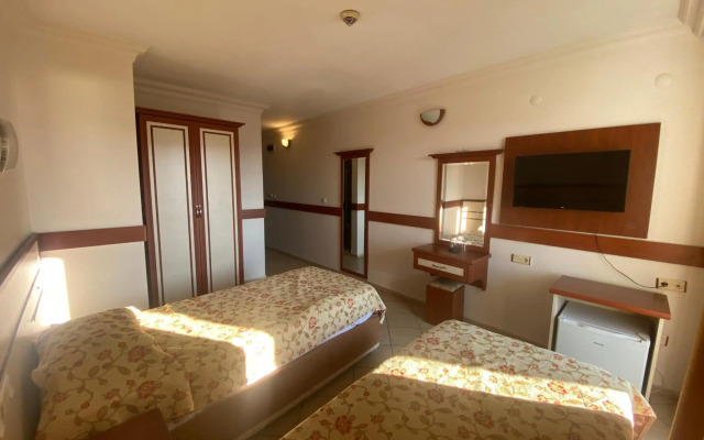 Lavinia Apart Hotel