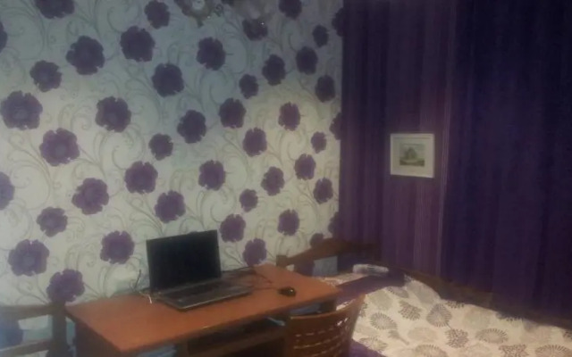 Yeznik Koghbatsi Aparment