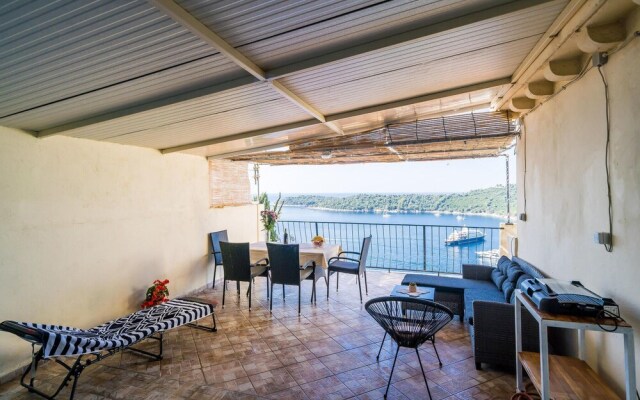 Beautiful Apartment in Dubrovnik With Wifi and 1 Bedrooms