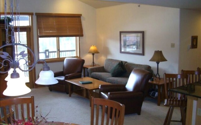 2BR Ski-in Ski-Out