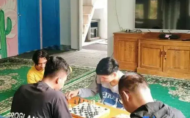 Sikembar Hostel Dieng