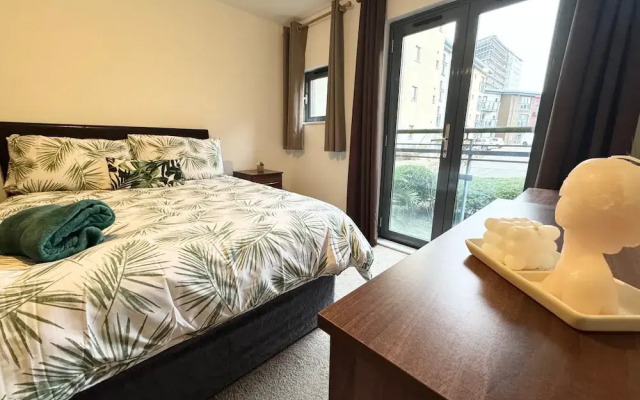 Sea Breeze Retreat in Swansea