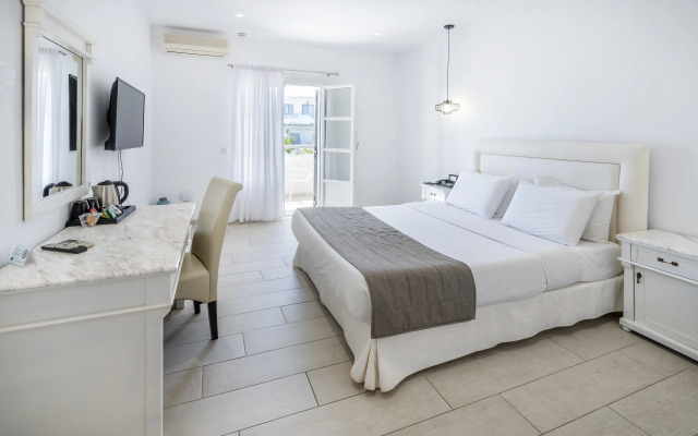 Smy Mediterranean White Santorini Adults Only