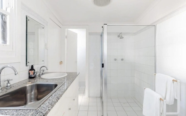 Patty's Cottage @ Merewether Beach