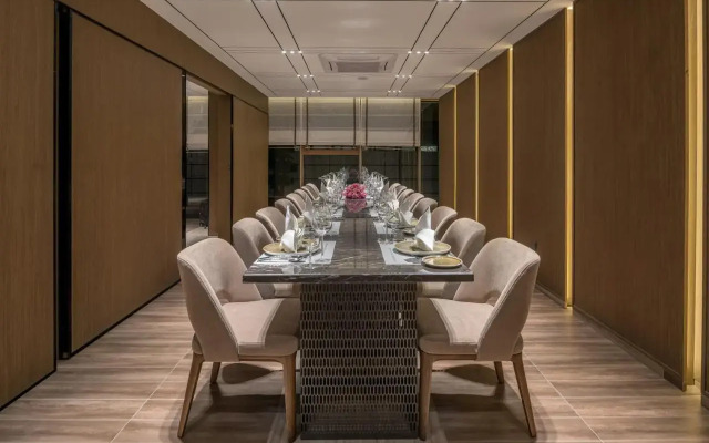 Oakwood Premier Phnom Penh