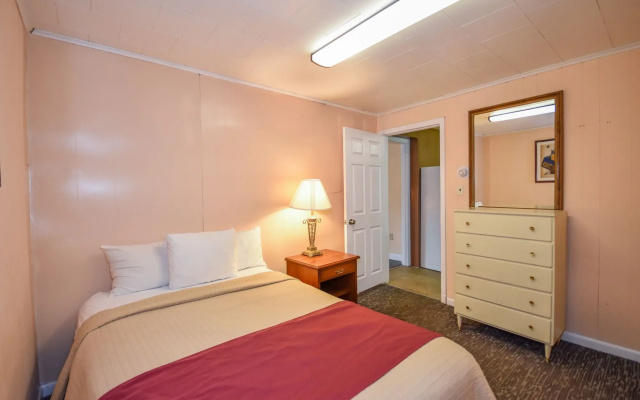 Monticello Inn Framingham