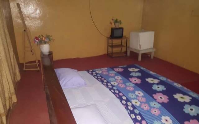 Topway Hotel