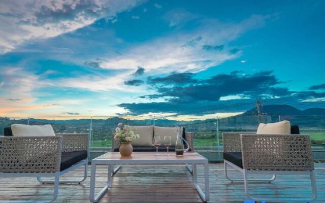 Sanwanli Senlv Designer Homestay (Tengchong Heshun Ancient Town)