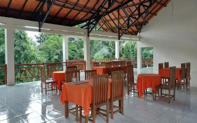 La Belle Etoile Hotel