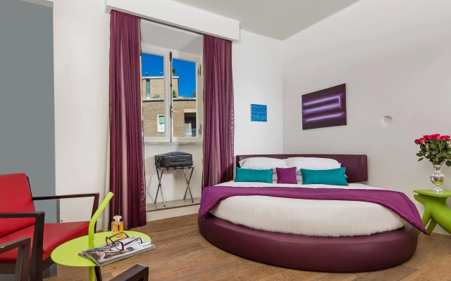 Boutique Centrale Relais