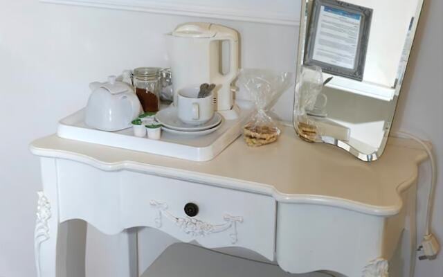Tides Reach Guest House