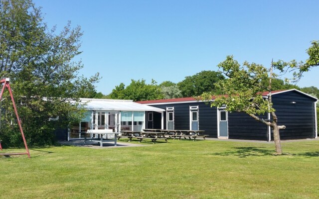 Detached holiday home with extra facilities near the sea