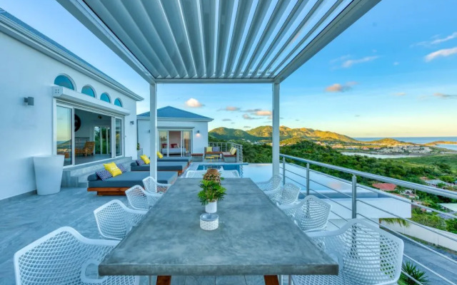 Dream Villa Orient Bay 565