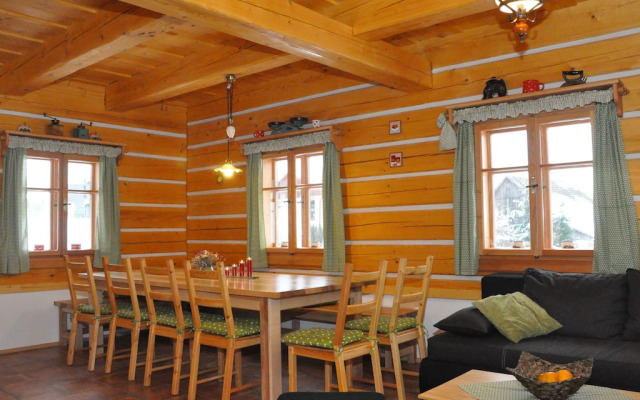 Spacious Holiday Home In Dlouhý With Sauna