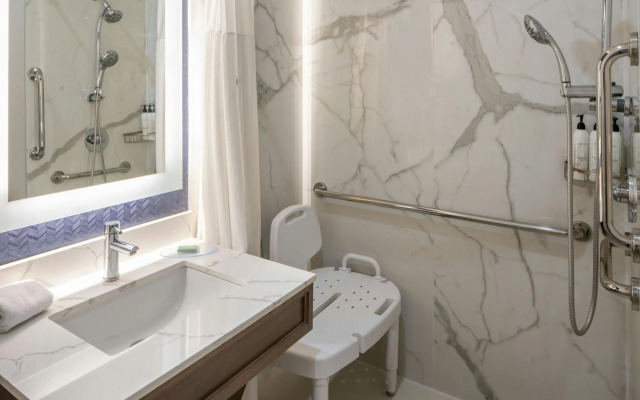 Fairfield Inn & Suites by Marriott Lafayette South