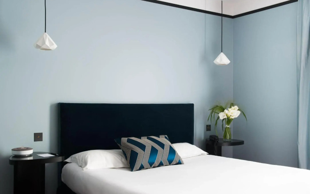 L'Hôtel - Face au Château - Boutique Hôtel et Séminaires
