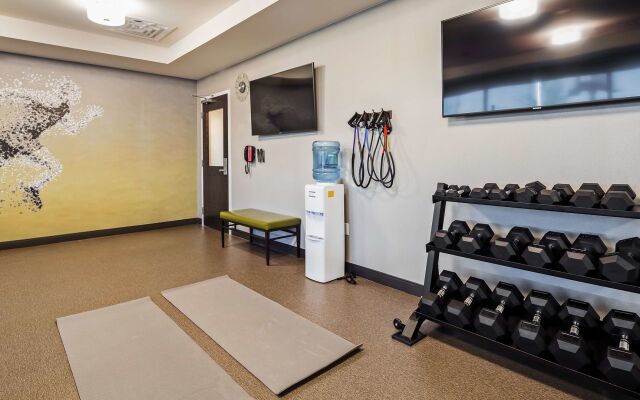 Best Western Plus Philadelphia-Pennsauken Hotel