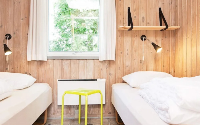 6 Person Holiday Home in Glesborg
