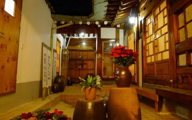 HanOK Guest House 202