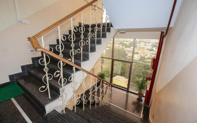 FabHotel Ratnakar Inn Ballygunge