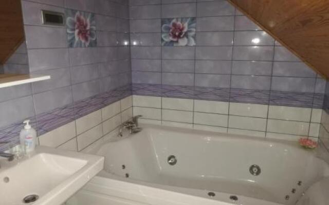 Casa Ninfea Wellness Apartmanház