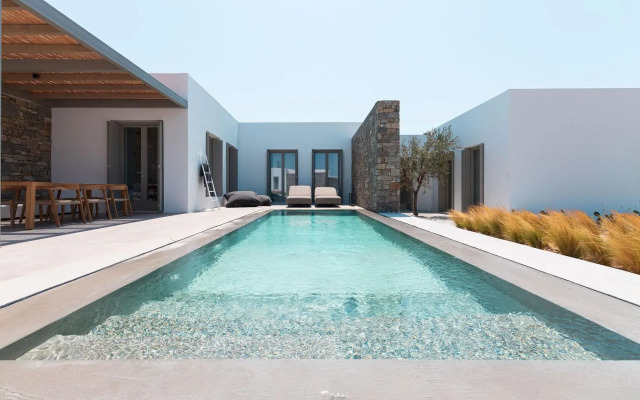 Cove Paros