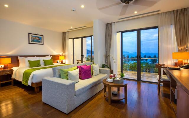 Cam Ranh Riviera Beach Resort & Spa