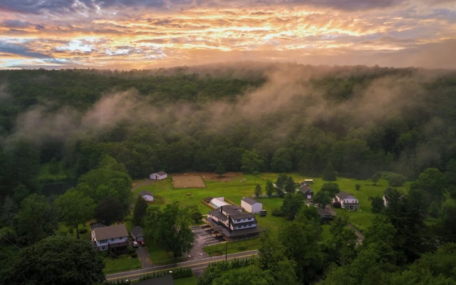 Saddleview Bed & Breakfast