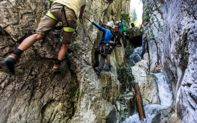 Retrowohnung mit Bergpanorama