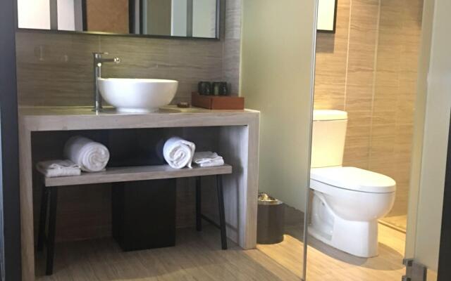 Relax Season Hotel Dongmen