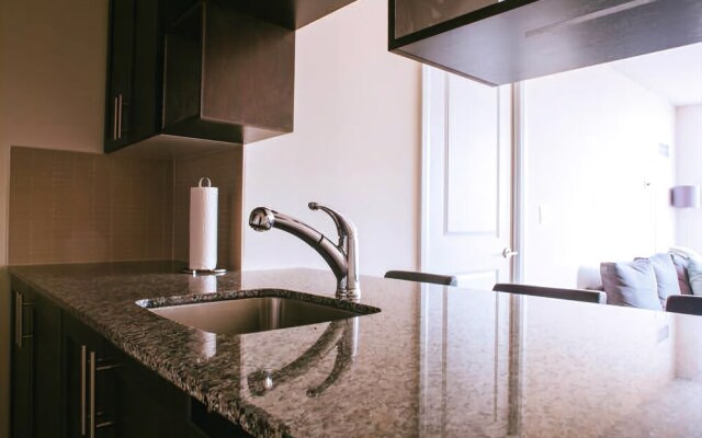 JP Stays - Luxurious Condo offered by Short Term Stays