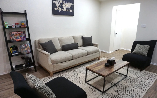 Newly Updated Cozy Home