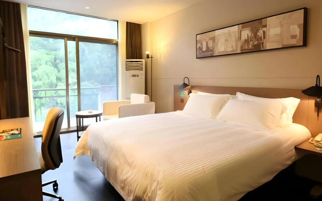 Jinjiang Inn select Lushan Scenic Xiangshan Road Yunzhong Hotel – Guest Rooms – Jiujiang