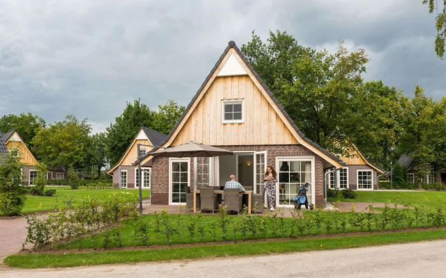 Holiday Home With Whirlpool