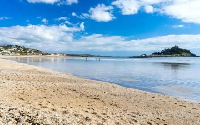 Captivating 5-bed House in Porthleven