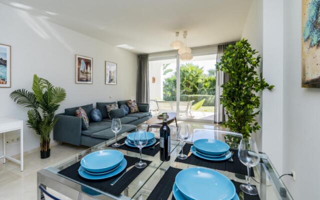 Al-402 Estepona - Apartment - Alcazaba Lagoon